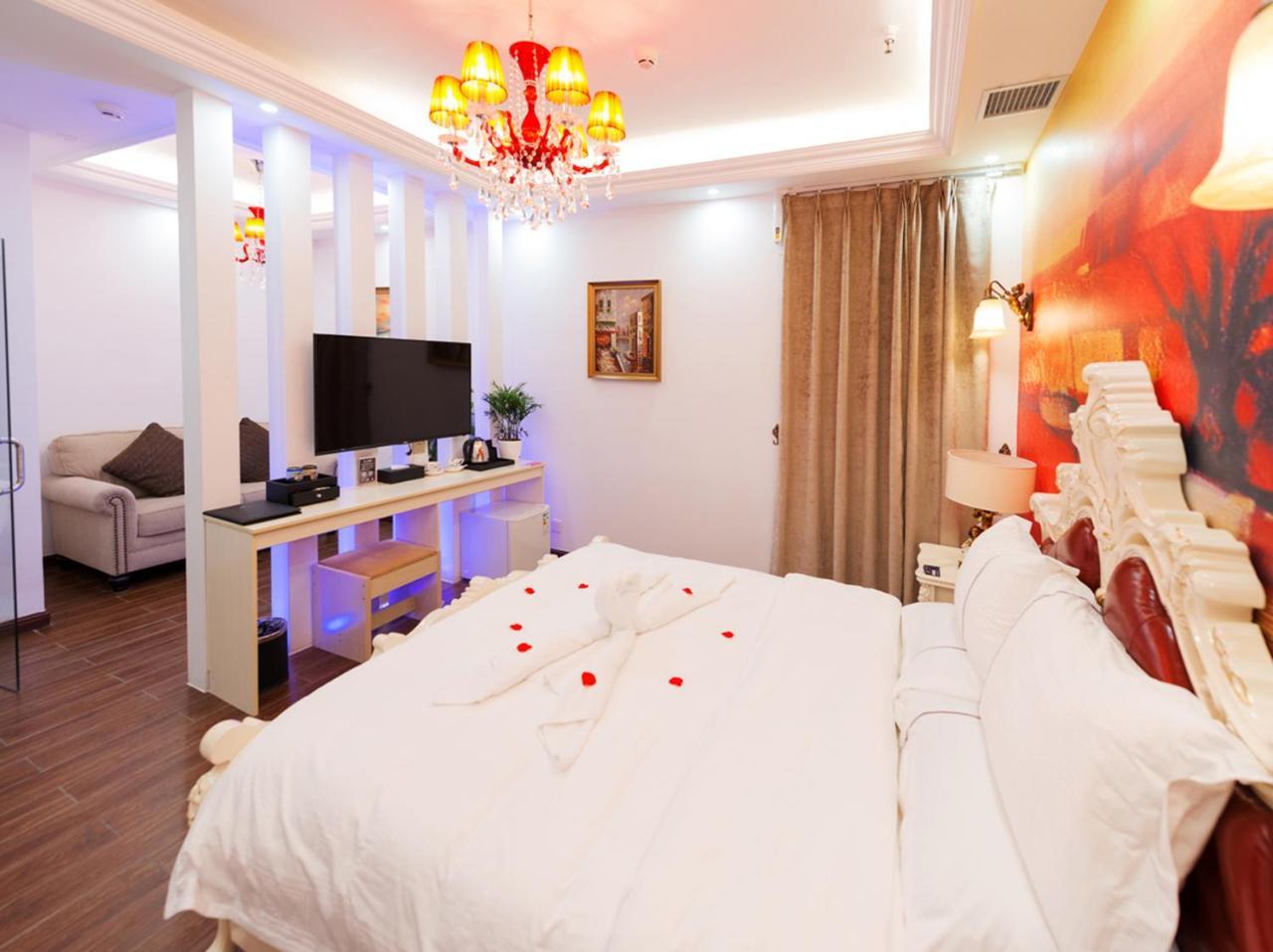 Dream World Theme Hotel Beijing